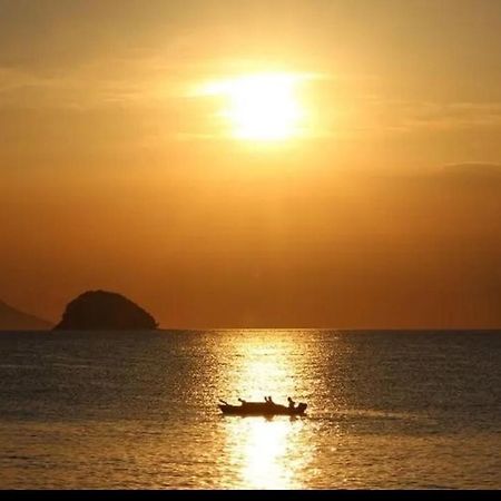 בואיקוקנגה Pousada Quintal Da Barra 50 Metros Do Mar מראה חיצוני תמונה